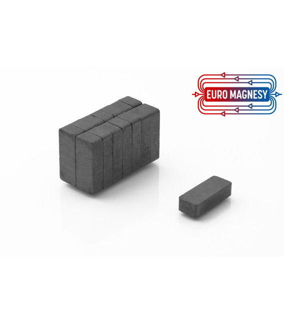 Ferrite block magnet   16x4x4 thick Y30